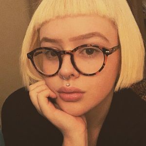 Meet your Posher, Mckenna